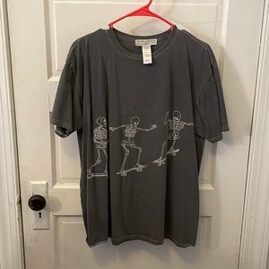 Gently gently worn Project Social x Urban Outfitters graphic tee